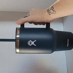32 Oz Hydro Flask Indigo All Around Travel Insulated Tumbler Straw Handle